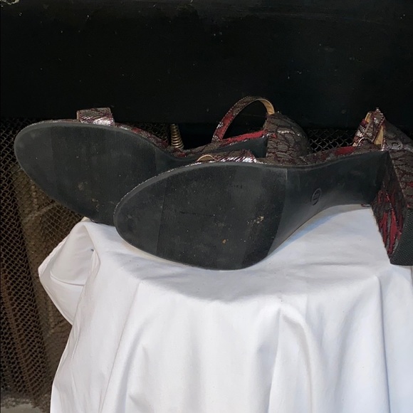 heels - Picture 7 of 7